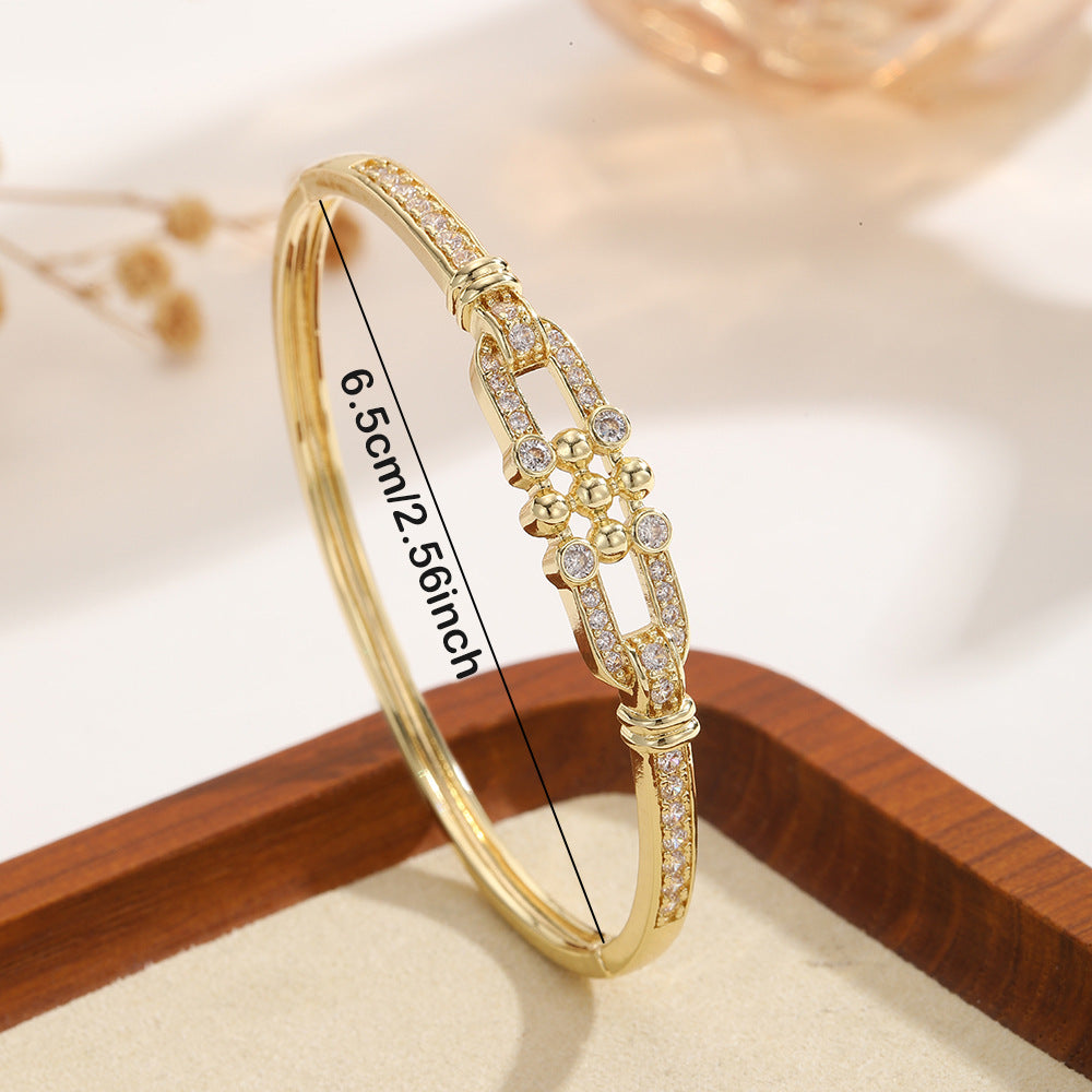 Middle Eastern-style Fashion Horseshoe Buckle Bracelet For Women Light Luxury Vibe