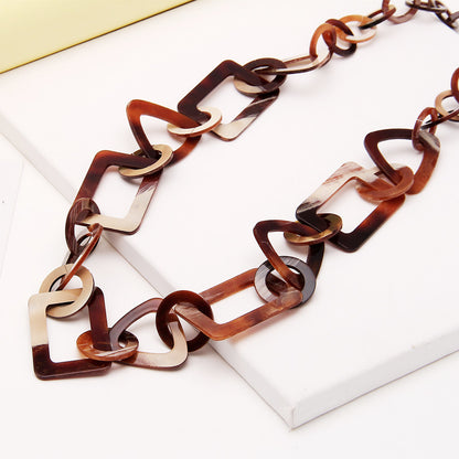 Versatile Pearl Acetate Long Sweater Chain