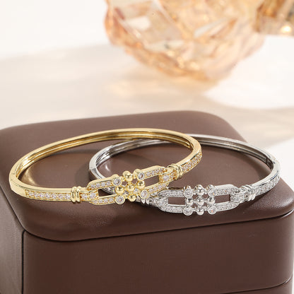 Middle Eastern-style Fashion Horseshoe Buckle Bracelet For Women Light Luxury Vibe
