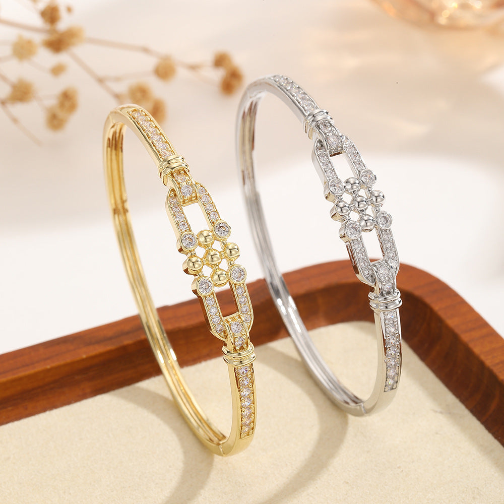 Middle Eastern-style Fashion Horseshoe Buckle Bracelet For Women Light Luxury Vibe