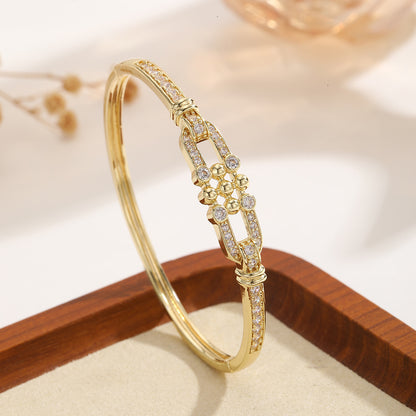 Middle Eastern-style Fashion Horseshoe Buckle Bracelet For Women Light Luxury Vibe