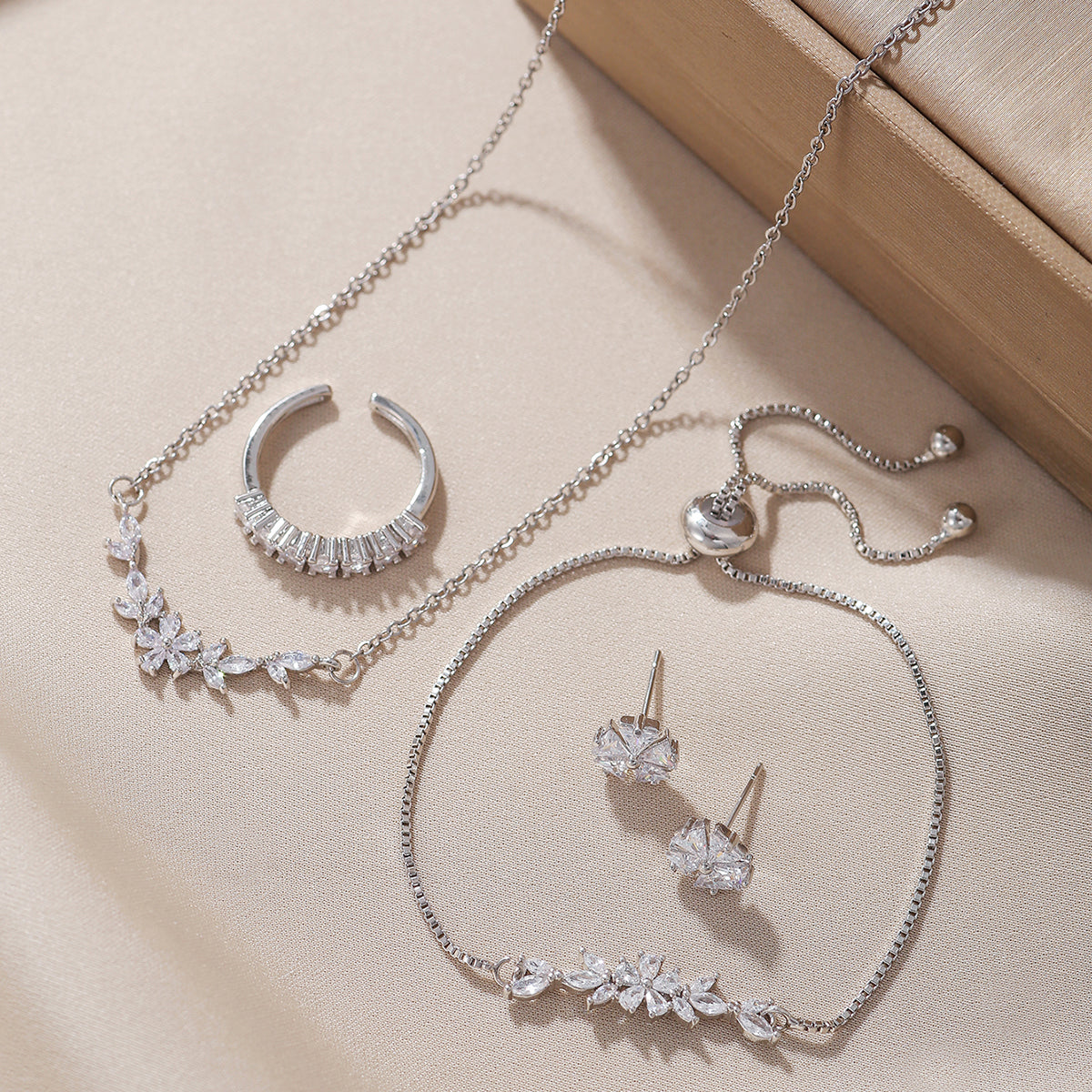 Simple Elegant Zircon Inlaid Jewelry Set Silver Flower Necklace Exquisite Earrings Bracelet Ring Suitable For Women&